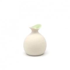 Bud Vase Light Green